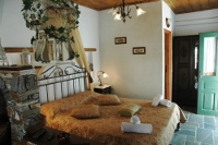 A Quadruple studio bedroom at Armada Residence, Kamares, Sifnos